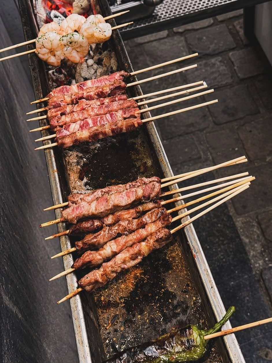 Cuisson arrosticini & scampis au grill